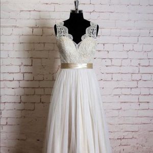 Wedding Dress NWT, never worn